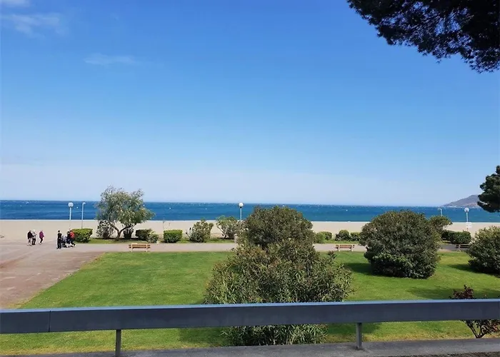 T3 Climatise Avec Wifi, Terrasse, Parking - - Fr-1-388-82 Apartamento